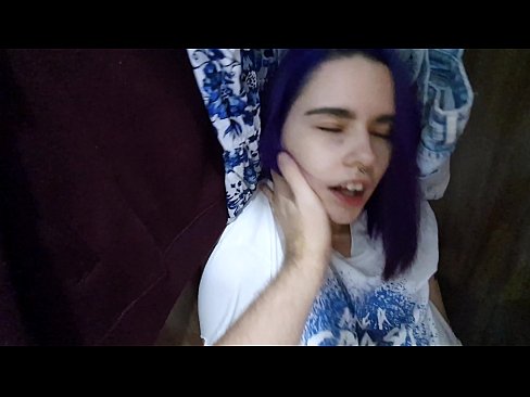 ❤️ Fannt meng Schwëster am Kleederschaf an huet hatt gehollef ❤ Porno fb op lb.myinvest.top ❌❤